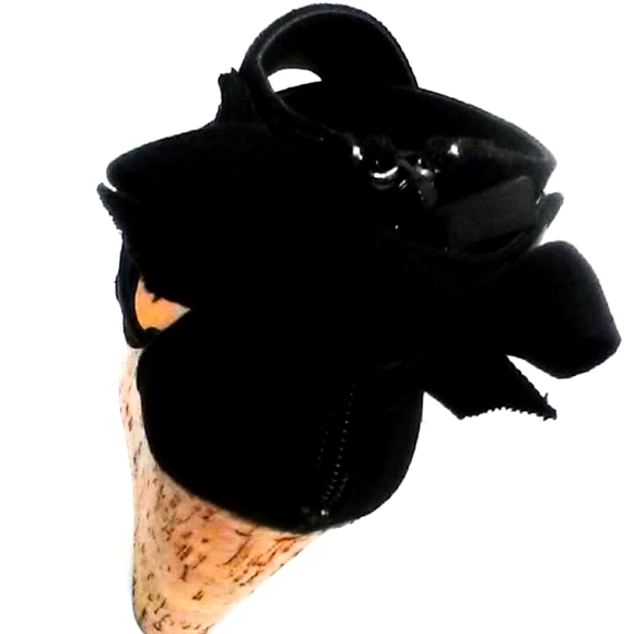 NEW!Black Wedges Heel W/Bow! - Picture 5 of 11